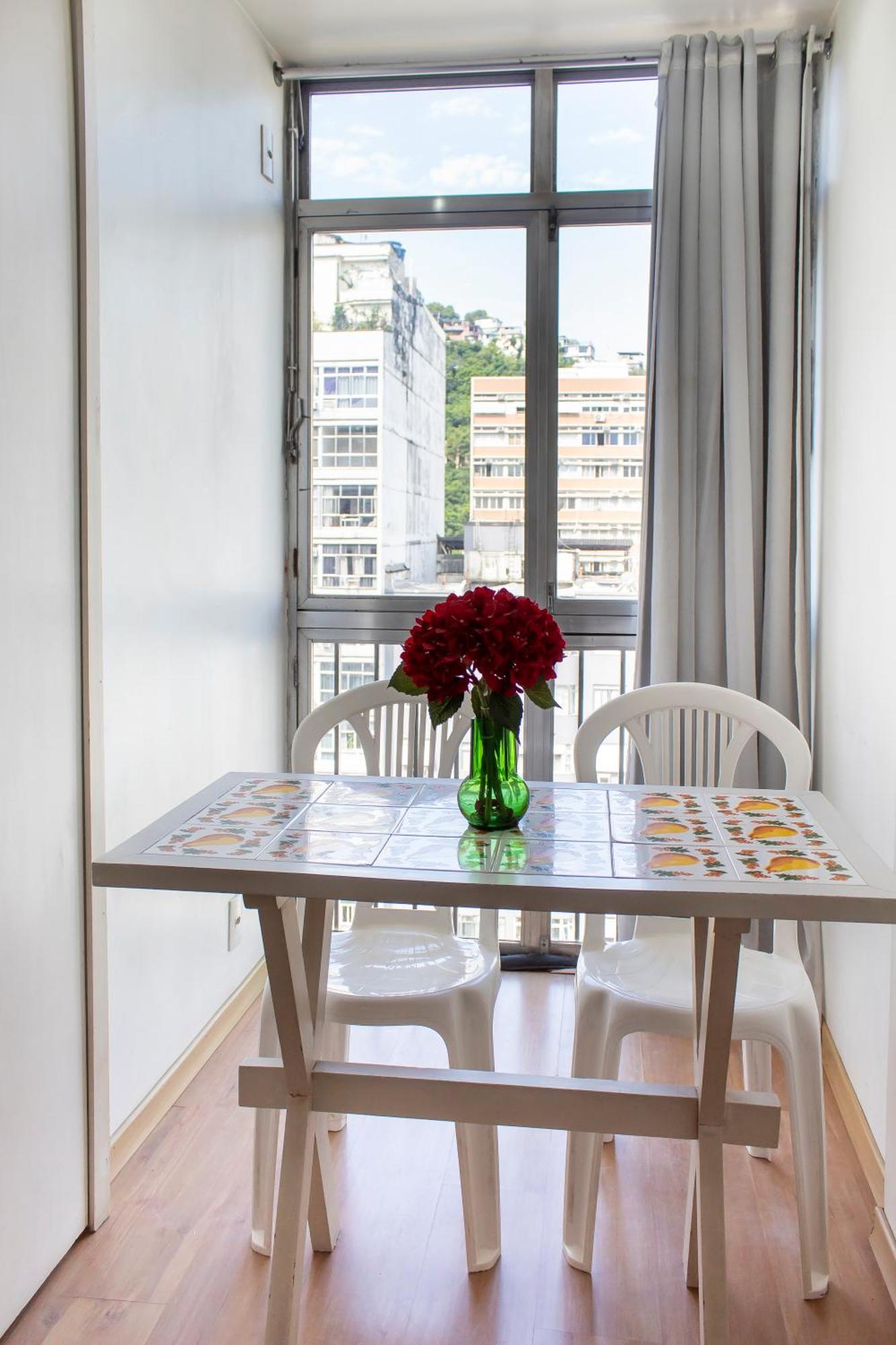 Apartamento Completo Na Praia De Copacabana 02 Quartos Com Vista Lateral Mar Em Andar Alto, Ar, Wifi , Netflix, Pauloangerami Rmvc18 Rio de Janeiro Buitenkant foto