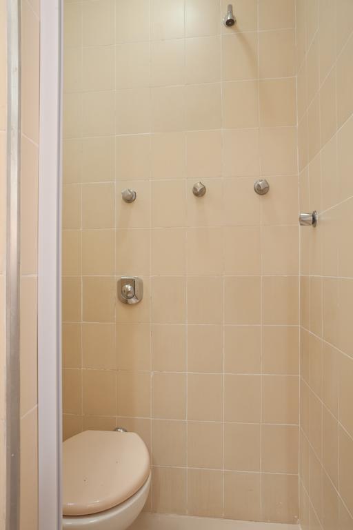 Apartamento Completo Na Praia De Copacabana 02 Quartos Com Vista Lateral Mar Em Andar Alto, Ar, Wifi , Netflix, Pauloangerami Rmvc18 Rio de Janeiro Buitenkant foto